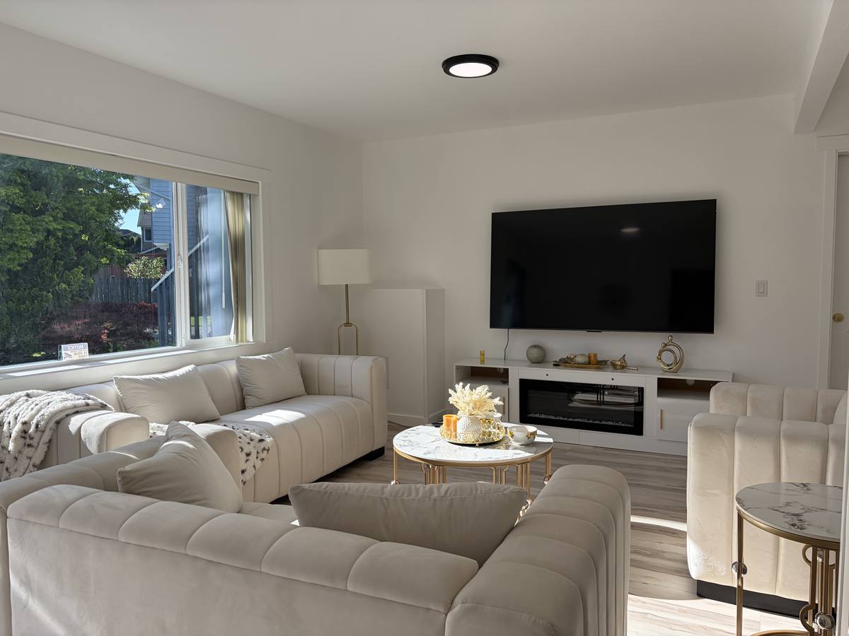 Living Room at Serene Lynnwood